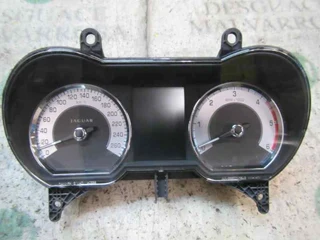 JAGUAR FACELIFT AND PRE FACELIFT CLUSTER