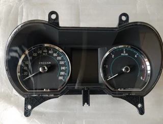 Jaguar Facelift And Pre Facelift Cluster