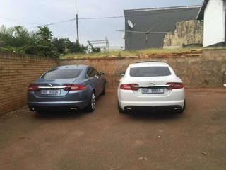 JAGUAR XF FACELIFT AND PREFACELIFT BOOTLID WITH SPOILER AND REAR CAMERA