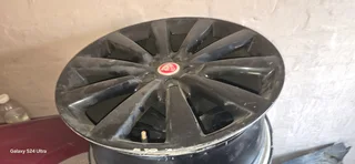 Jaguar OEM Rims 15s, 16s, 17s, 18s, 19s, 20s, 21s, 22s Different Patterns available.