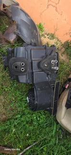 Jaguar Xtype X400 2.1Petrol Complete A/C blower motor in good working condition.