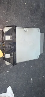 Jaguar Xtype X400 2.1Petrol ECU(Engine Control Unit)/PCM(Powertrain  Control Module)