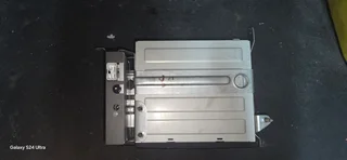 Jaguar Xtype X400 Multi Disc CD Changer/Shuttle in good working order.