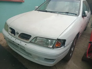 1998 Nissan Primera 200GSI Sedan