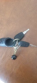 RIDE ON TOYOTA HILUX 12V R6500.00