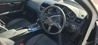 2009 MERCEDES BENZ C180