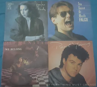 16 7&#34; Vinyl Records w/Original Sleeves