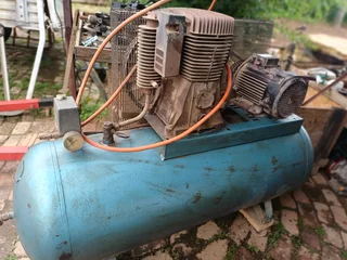 Compressor 300l heavy duty