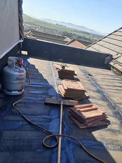 Waterproofing torch on roof repair leaks