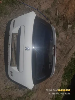 Have a Peugeot 207 stripped for parts, want someone to come collect all that is left on my yard