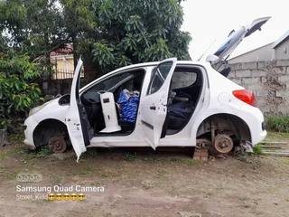 Have a Peugeot 207 stripped for parts, want someone to come collect all that is left on my yard