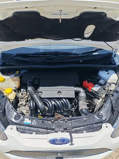 Ford Figo 2012 R68000