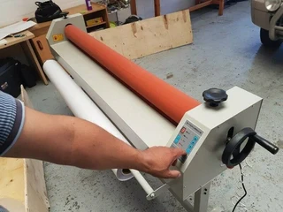Cold laminator PF700M manual table top NEW
