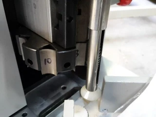 Electric Round cornering machine NEW with 7 die sizes 220V 80mm stack height with elec foot pedal