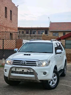 Toyota Fortuner Auto 2011 d4d