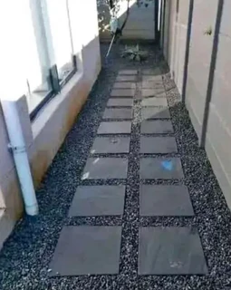 Buffalo grass// compost// decorative stones plus