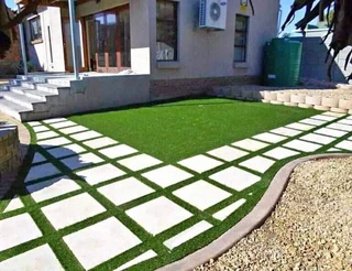 Instant roll on lawn grass// buffalo grass// decorative stones pebbles// artificial grass