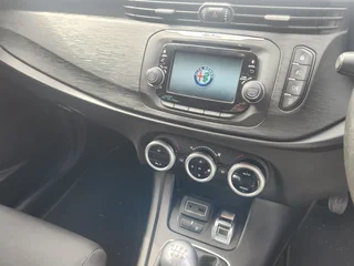 2017 Alfa Romeo Giulietta 1.4T Super