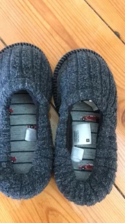 Woolies baby slippers size 6