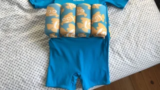 Goggles and Konfidence Floatsuit up to 20kg,from 18 months-3years