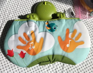 Tiny love farm gymini kick and play, developmental toys