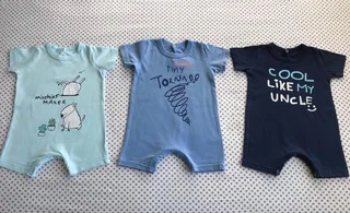 Baby suits, babygrows0-3,1-3,and one 3-6months&#43;baby blanket