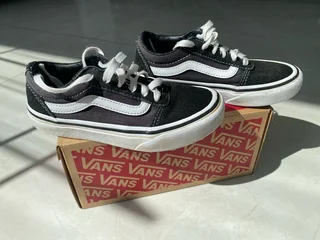 Vans kids’ trainers US size 12,5