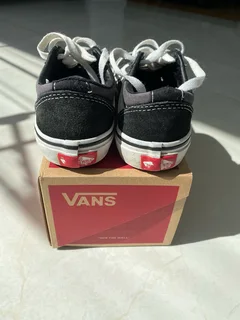 Vans kids’ trainers US size 12,5
