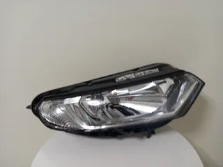 Ford EcoSport RHS Normal Headlight (2012 - 2017)