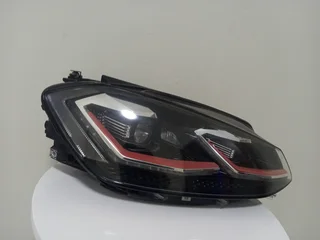 VW Golf 7.5 GTI R-line RHS LED Xenon Headlight (2018 - 2021)
