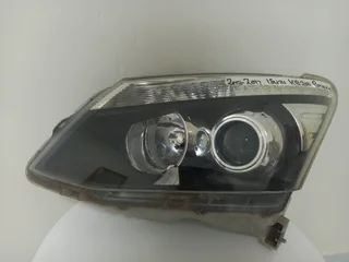 Isuzu D-max Bakkie LHS Xenon Headlight (2012 - 2017)