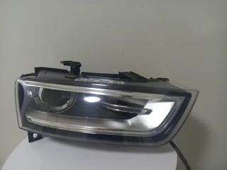 Audi Q3 RHS LED Xenon Headlight (2012 - 2015)