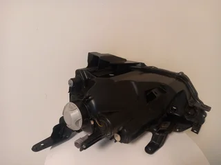 Isuzu Bakkie D-max RHS Normal Headlight (2022 - 2024)