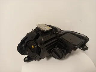 Mercedes C-class W204 Facelift RHS LED Xenon Headlight (2010 - 2013)