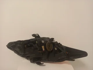 Mazda BT-50 Bakkie LHS Normal Headlight (2009 - 2014)