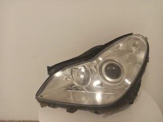 Mercedea CLS W219 LHS Xenon Headlight (2005 - 2011)