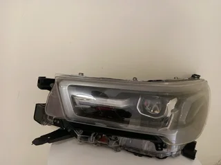 Toyota Hilux GD6 LHS LED Xenon Headlight (2022 - 2025)