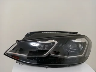 VW GOLF 7.5R R-LINE LHS LED XENON HEADLIGHT (2018 - 2021)
