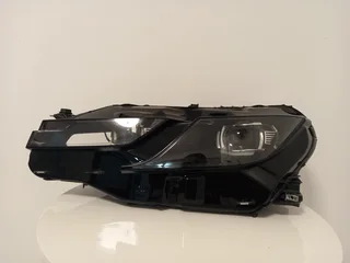 VW Arteon LHS LED Xenon Headlight (2018 - 2020)