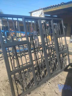 Welder with own tools looking for welding jobs