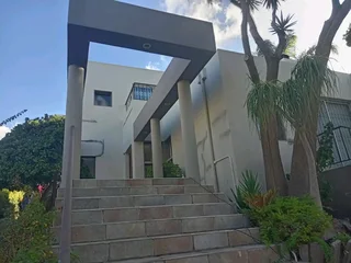 Reliable guys offer 100% services in Cape Town, Western Cape with lot of good references. We supply