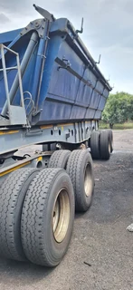 Great sale for a Afrit side tipper trailer