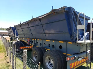 Great sale for a Afrit side tipper trailer