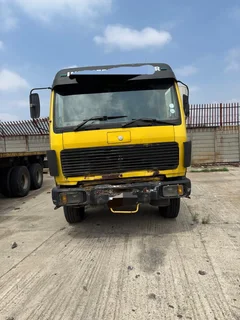 Start and go Mercedes V series Truck