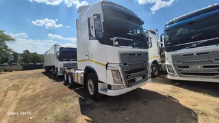 V4 Volvo  fh globe trotters  Truck