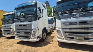 Clean ex fleet Volvo fh 440 Truck