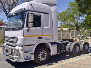 Stock clearance sale... Mercedes Benz 26.46 Truck