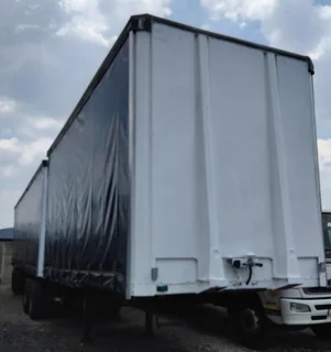 Stunning sale for a tautliner superlink trailer