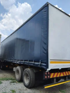 Stunning sale for a tautliner superlink trailer