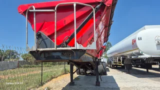 Stunning low price for a chrome trailer